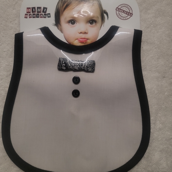 Bib - Picture 1 of 2